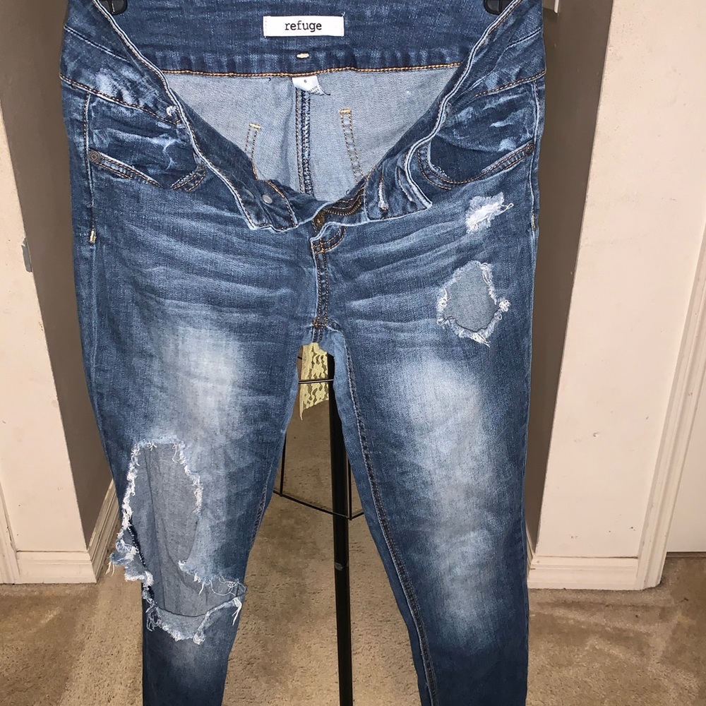 Ripped jeans